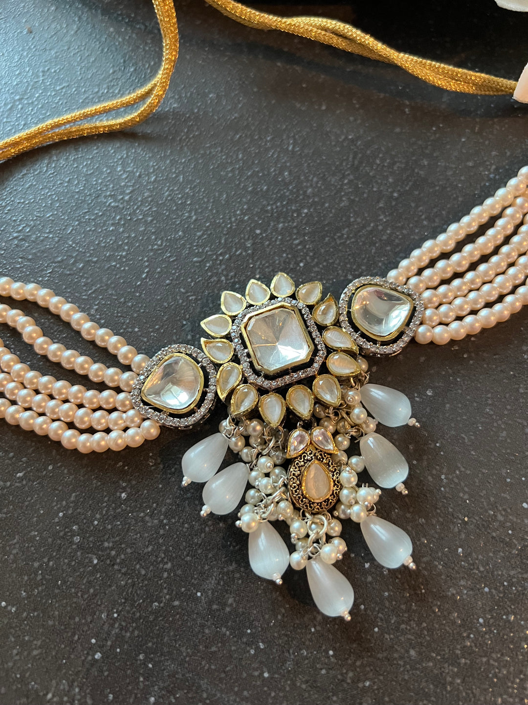 Exquisite Victorian Kundan Choker Necklace with Earrings - Timeless Elegance and Royal Charm