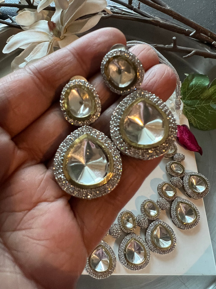 Exquisite Victorian Kundan Choker Necklace with Earrings - Timeless Elegance and Royal Charm