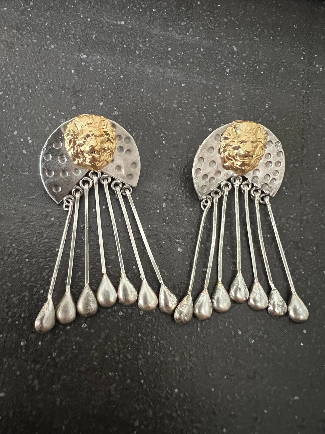 Elegant Earrings - Premium Quality, Exquisite Craftsmanship