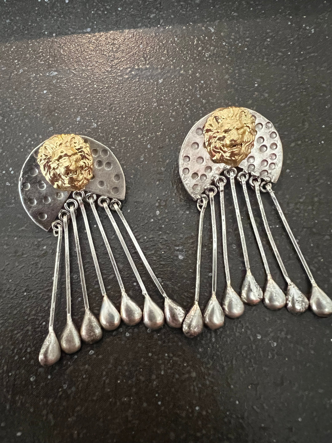 Elegant Earrings - Premium Quality, Exquisite Craftsmanship