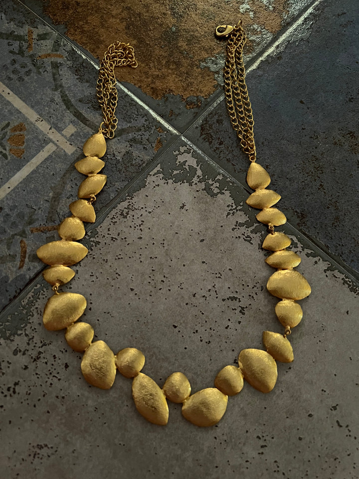 Distinctive Allure: Designer Brass Necklace (Premium Quality)