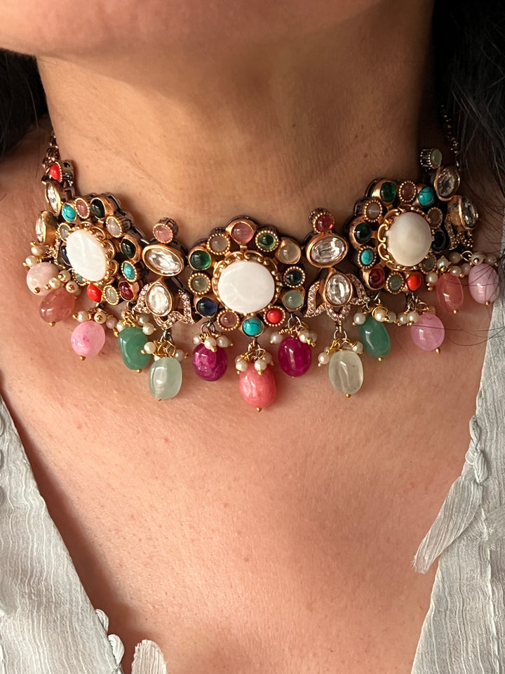 Elegant Choker Necklace Set - Unmatched Quality and Style