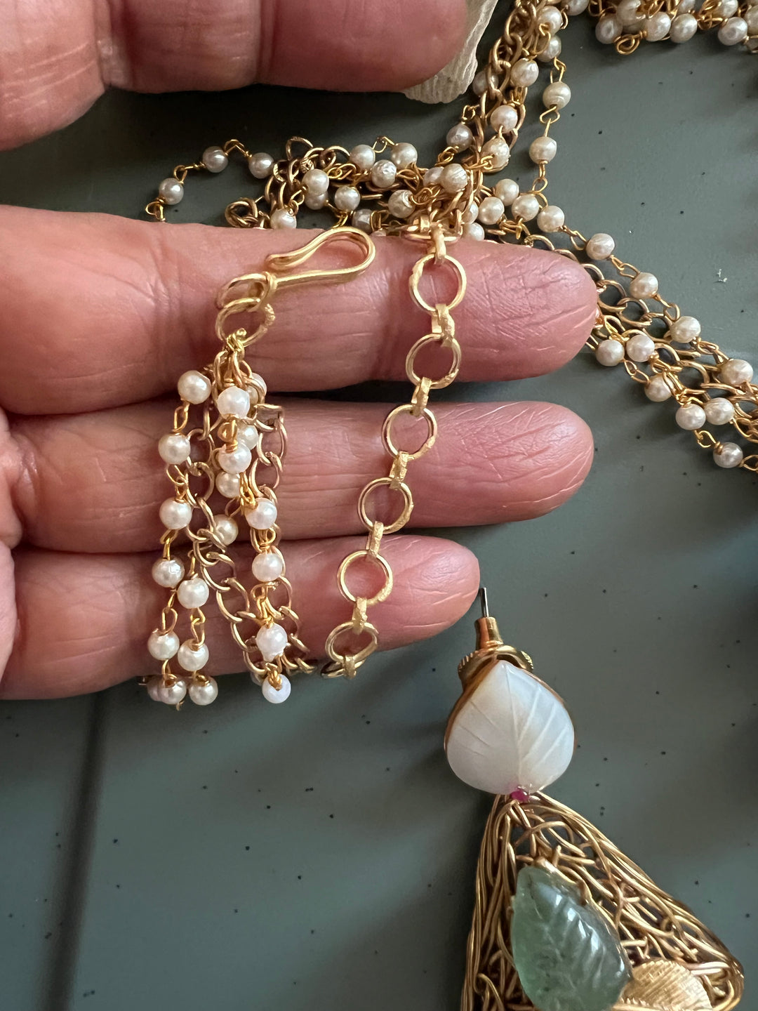 Statement Mother of Pearl Necklace Set - Premium Quality, Handcrafted Elegance