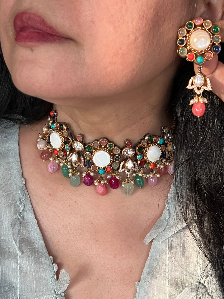 Elegant Choker Necklace Set - Unmatched Quality and Style