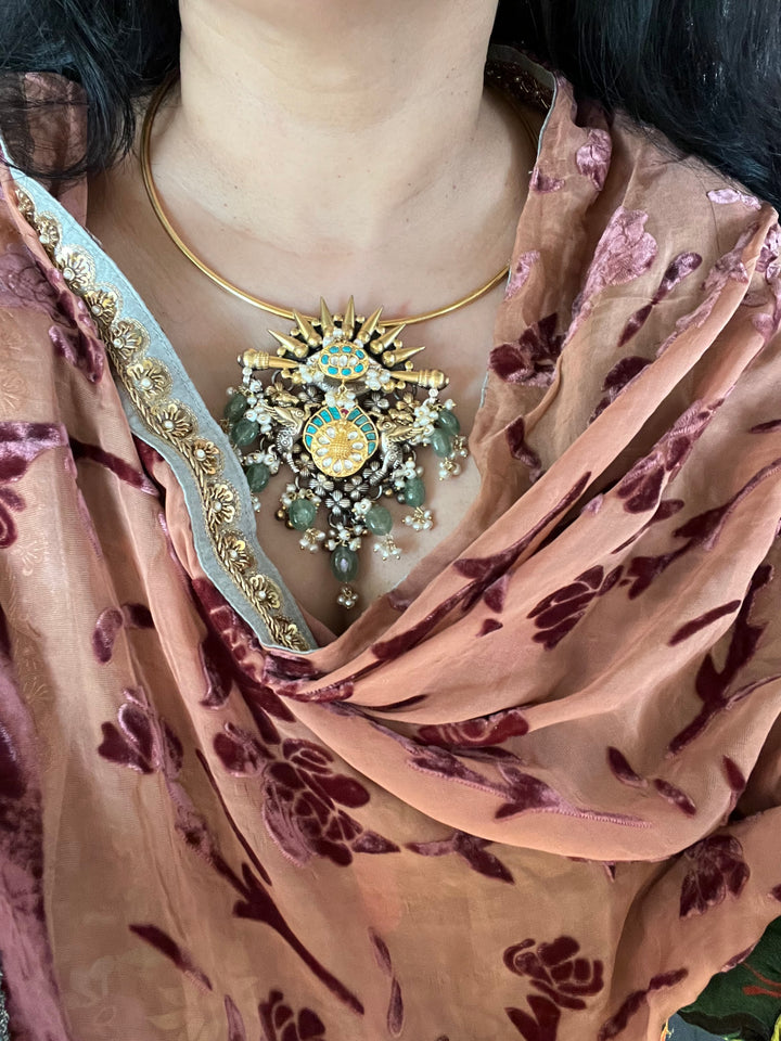 Silver Statement Hasli Necklace : Shine at Every Event