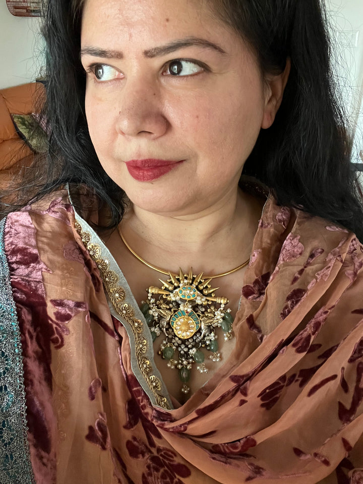 Silver Statement Hasli Necklace : Shine at Every Event