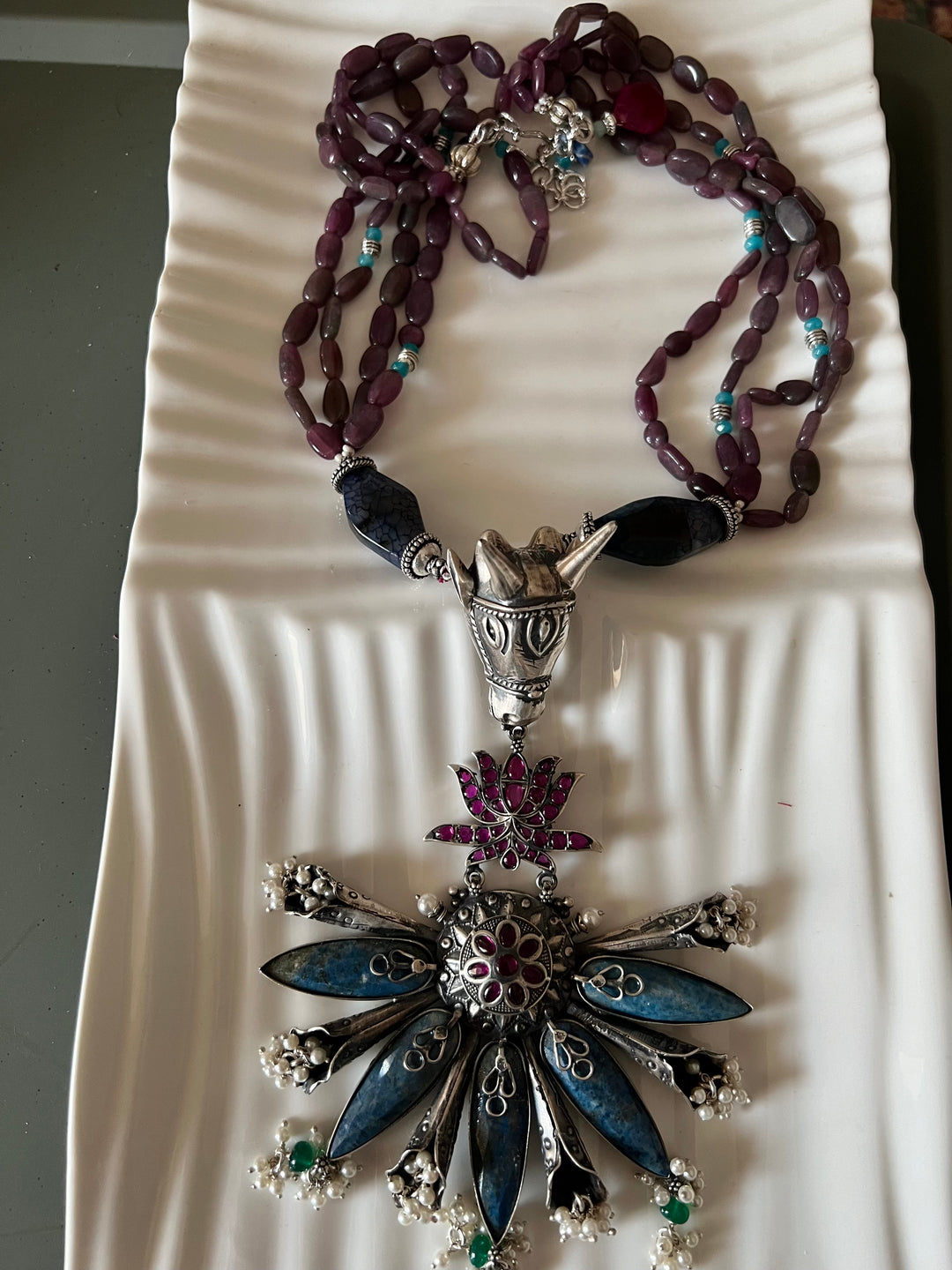 Exquisite Silver Handcrafted Fusion Pendant Necklace - Elevate Your Elegance