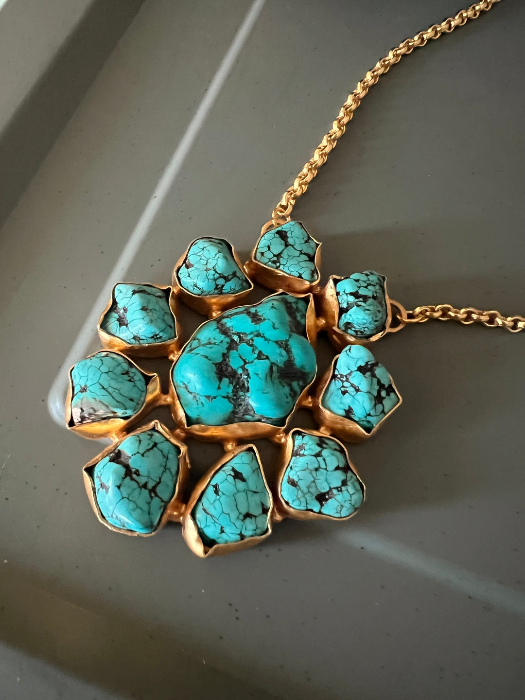 Exquisite Pendant Necklace - Elevate Your Elegance