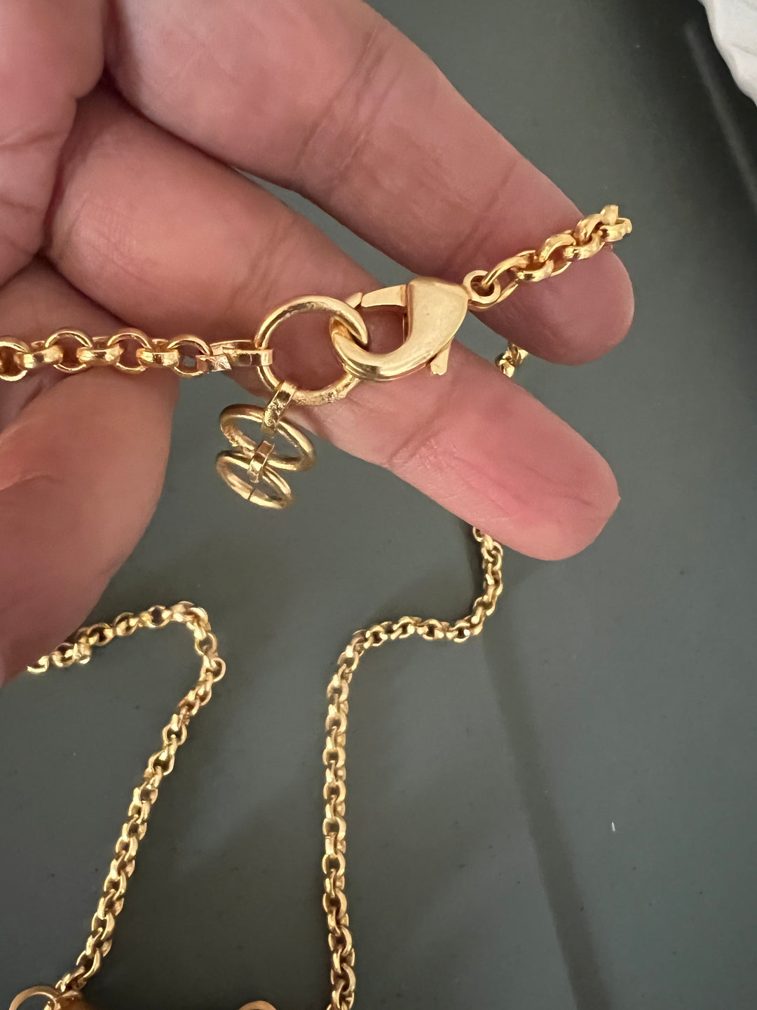 Exquisite Pendant Necklace - Elevate Your Elegance