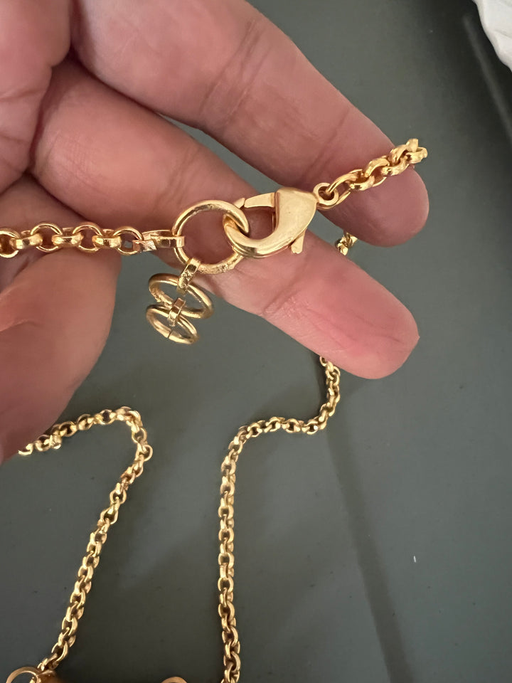 Exquisite Pendant Necklace - Elevate Your Elegance