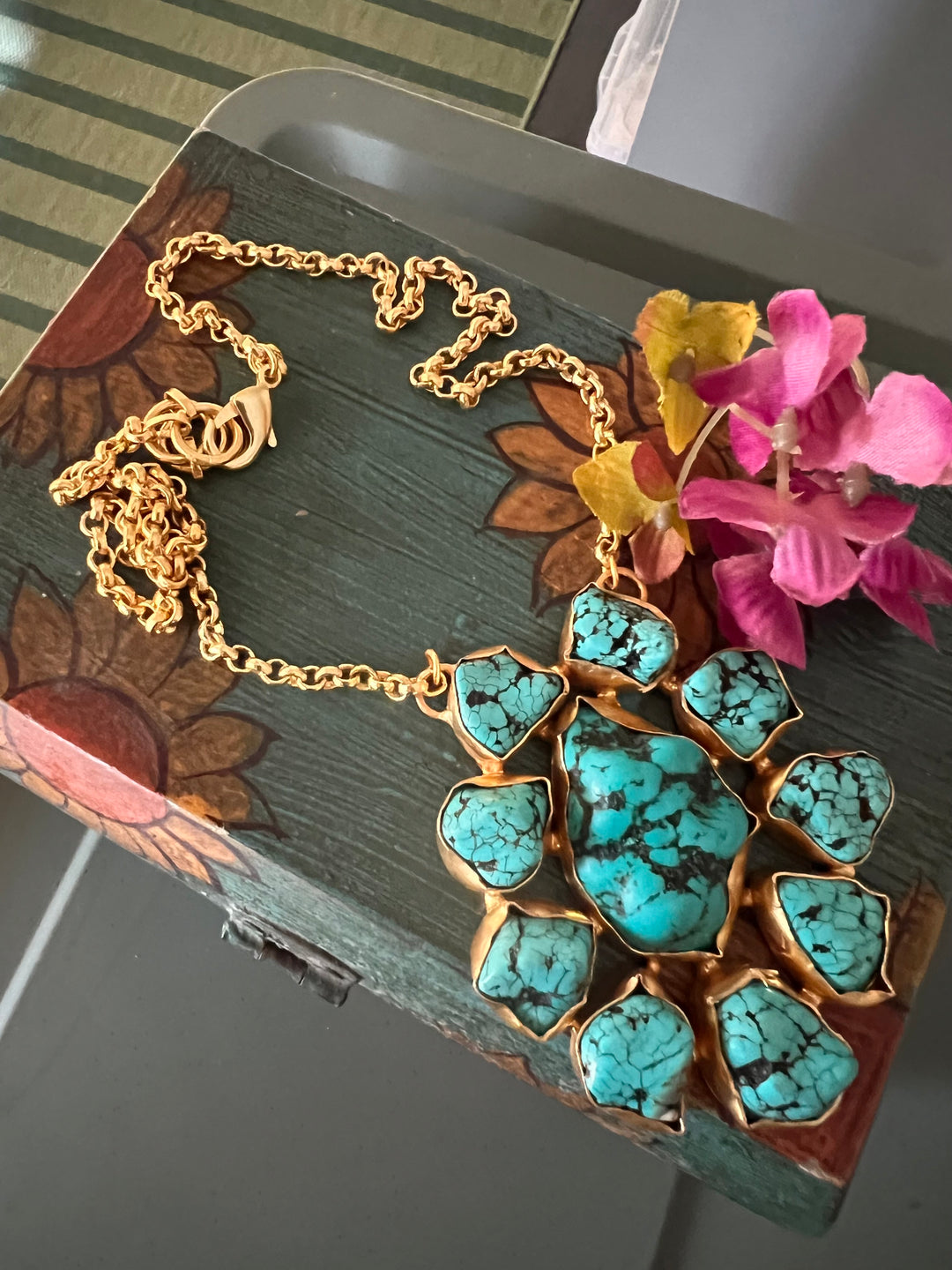 Exquisite Pendant Necklace - Elevate Your Elegance