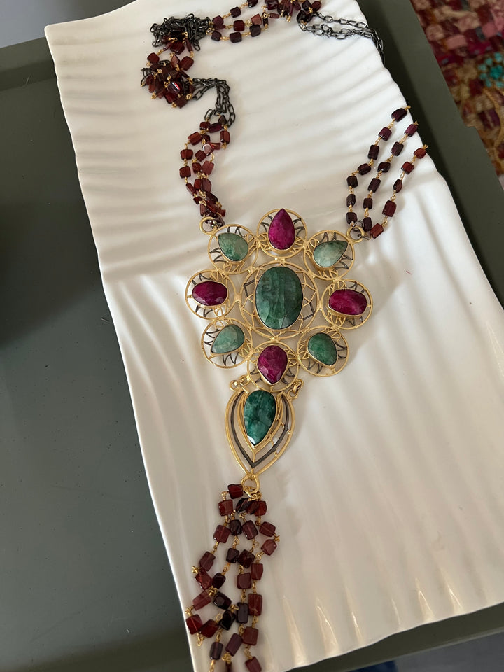 Statement Natural Sapphire Pendant Necklace - Elevate Your Elegance