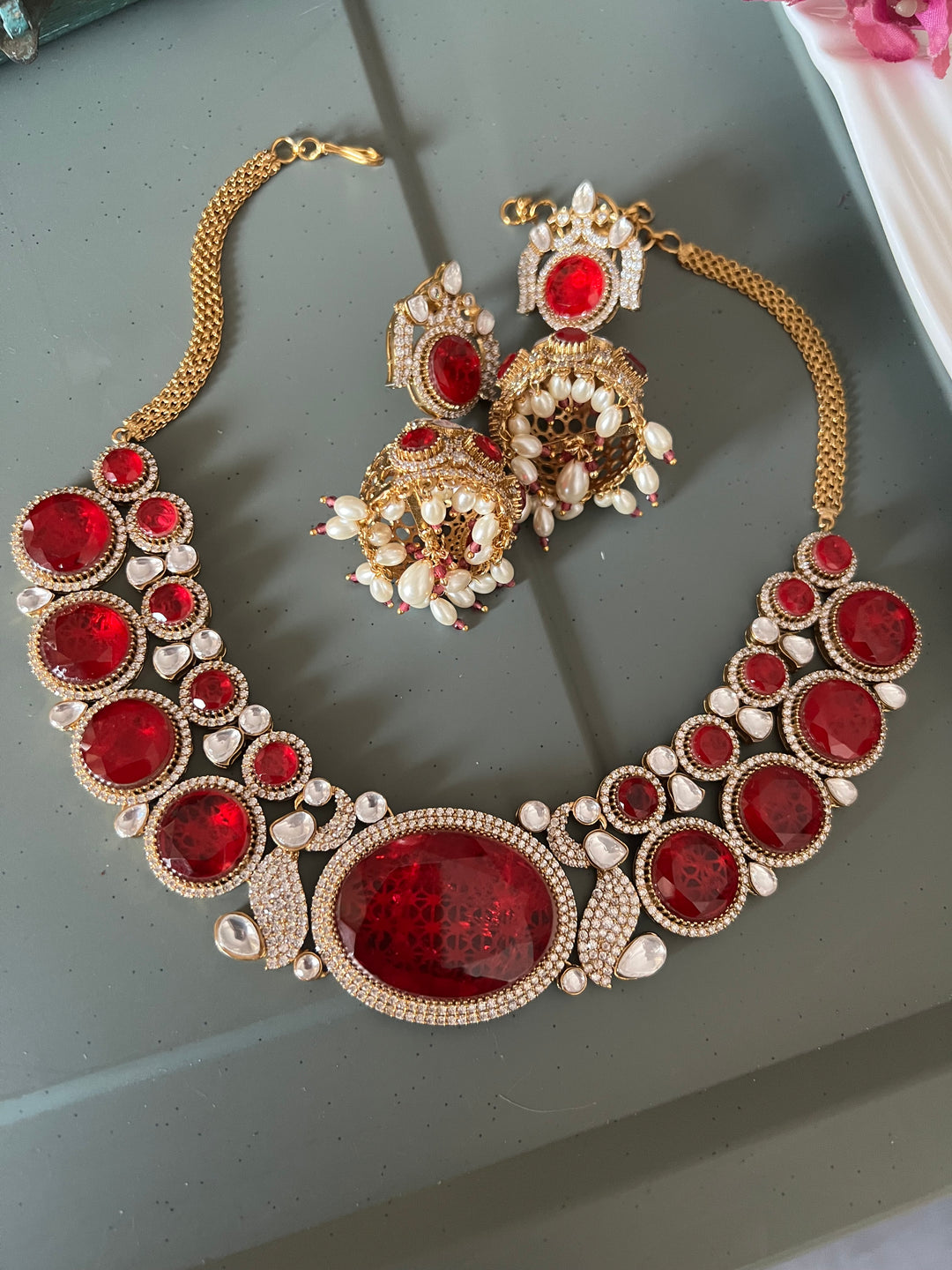 Elegant Necklace Set - Unmatched Quality and Style