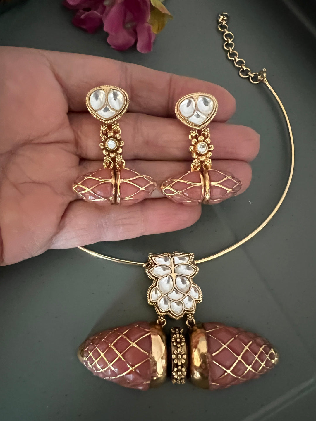 Elegant Hasli Necklace Set - Unmatched Quality and Style
