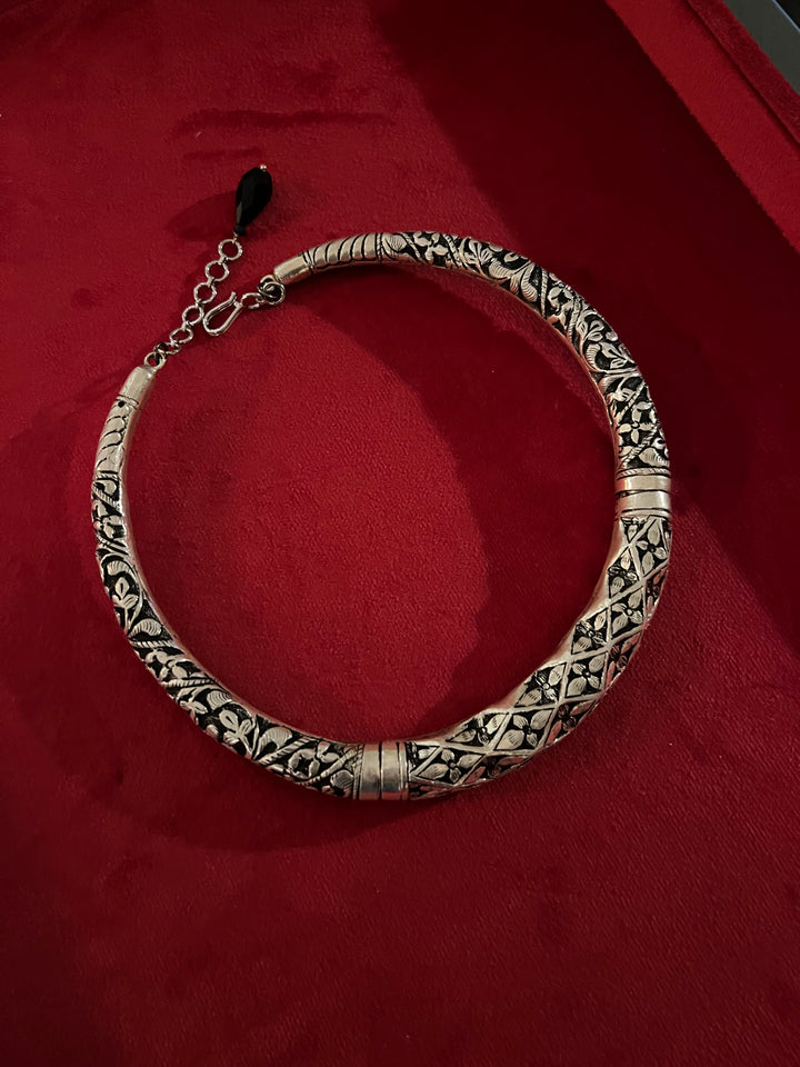 Radiant 925 Silver Hasli Necklace