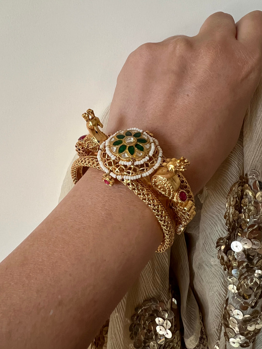 Vintage Twin Peacock Kada - Unparalleled Quality and Style