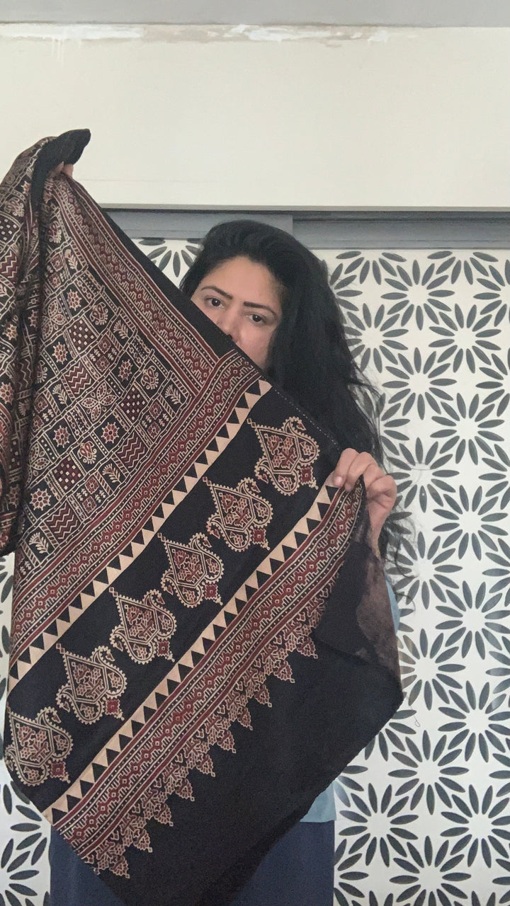 Shivka Designed Gajji Silk Stole