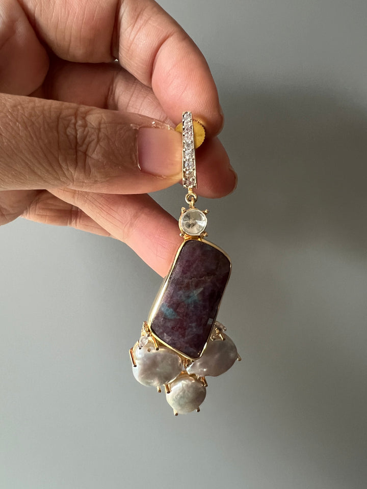 Multi Sapphire and Baroque Pearls Necklace Set - Unmatched Quality and Style