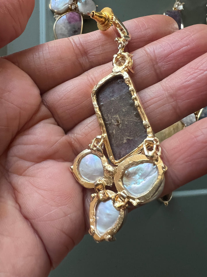 Multi Sapphire and Baroque Pearls Necklace Set - Unmatched Quality and Style