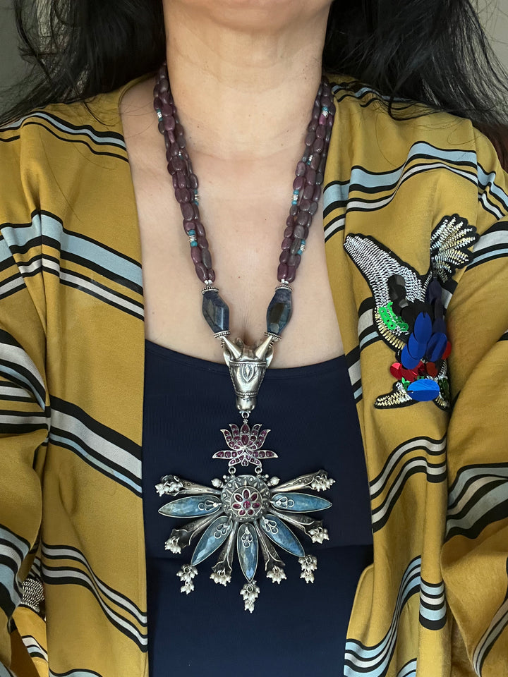 Exquisite Silver Handcrafted Fusion Pendant Necklace - Elevate Your Elegance