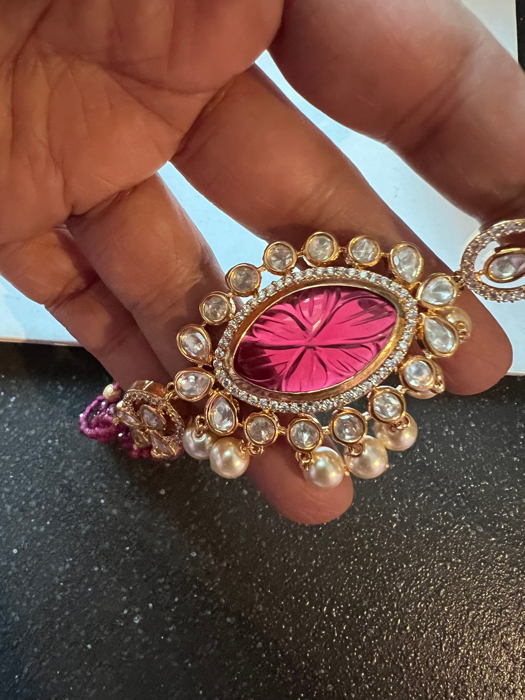 Red Kundan Choker with Earrings - Vintage Elegance