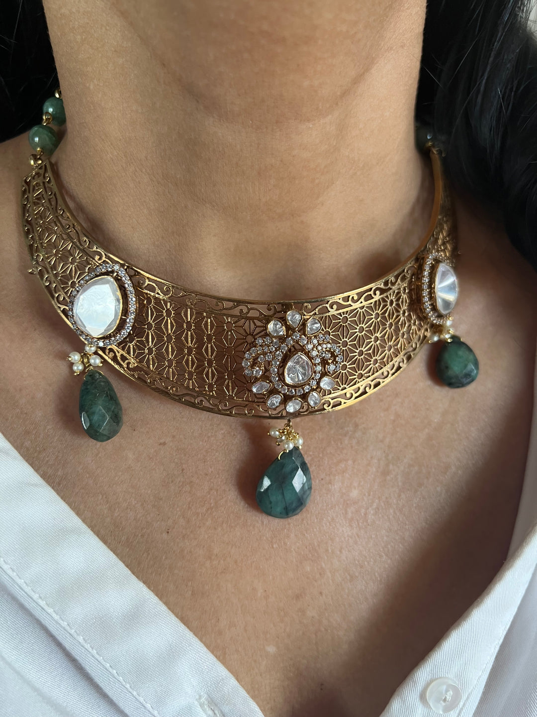 Exquisite Silver Kundan Polki Necklace Set with Carved Emerald Drops
