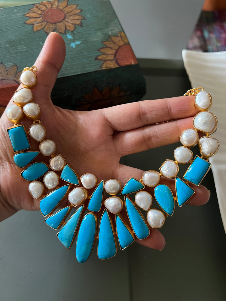 Statement Natural Stones Handmade Necklace - Elevate Your Elegance