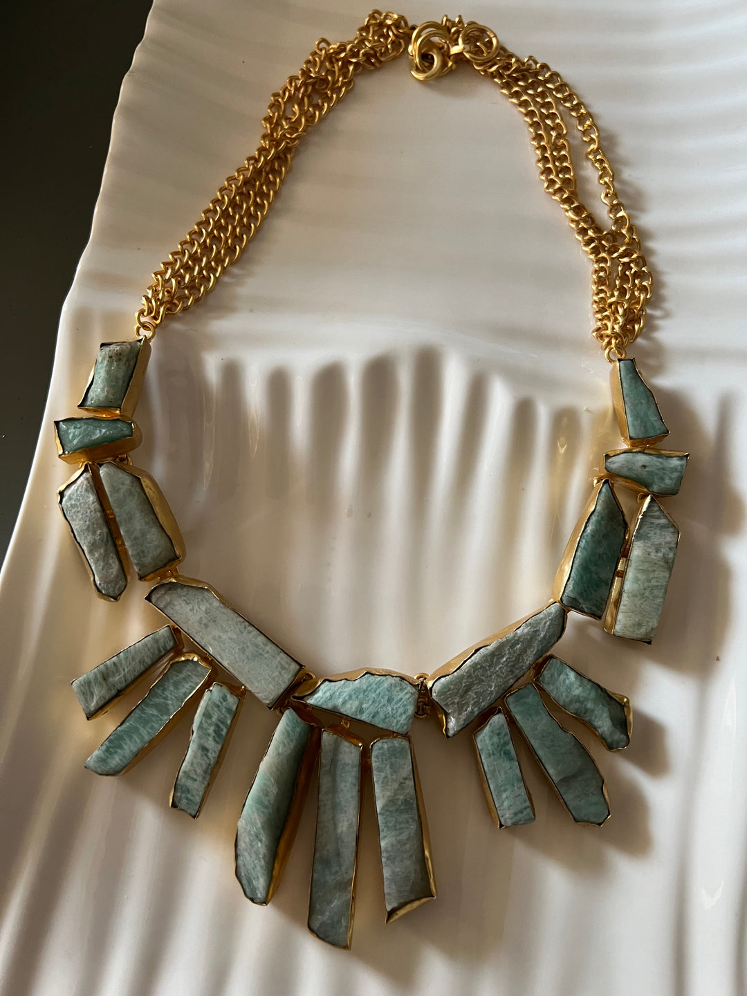 Statement Natural Stones Handmade Necklace - Elevate Your Elegance