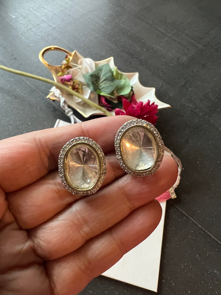 Minimalist Victorian Kundan Choker with Studs