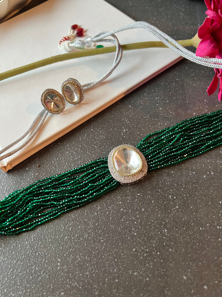 Minimalist Victorian Kundan Choker with Studs