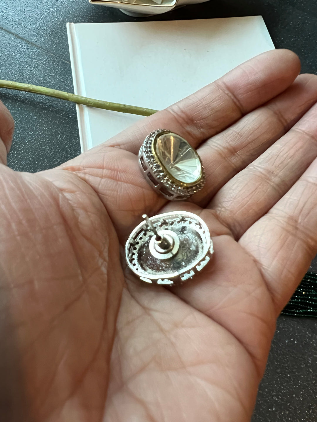 Minimalist Victorian Kundan Choker with Studs