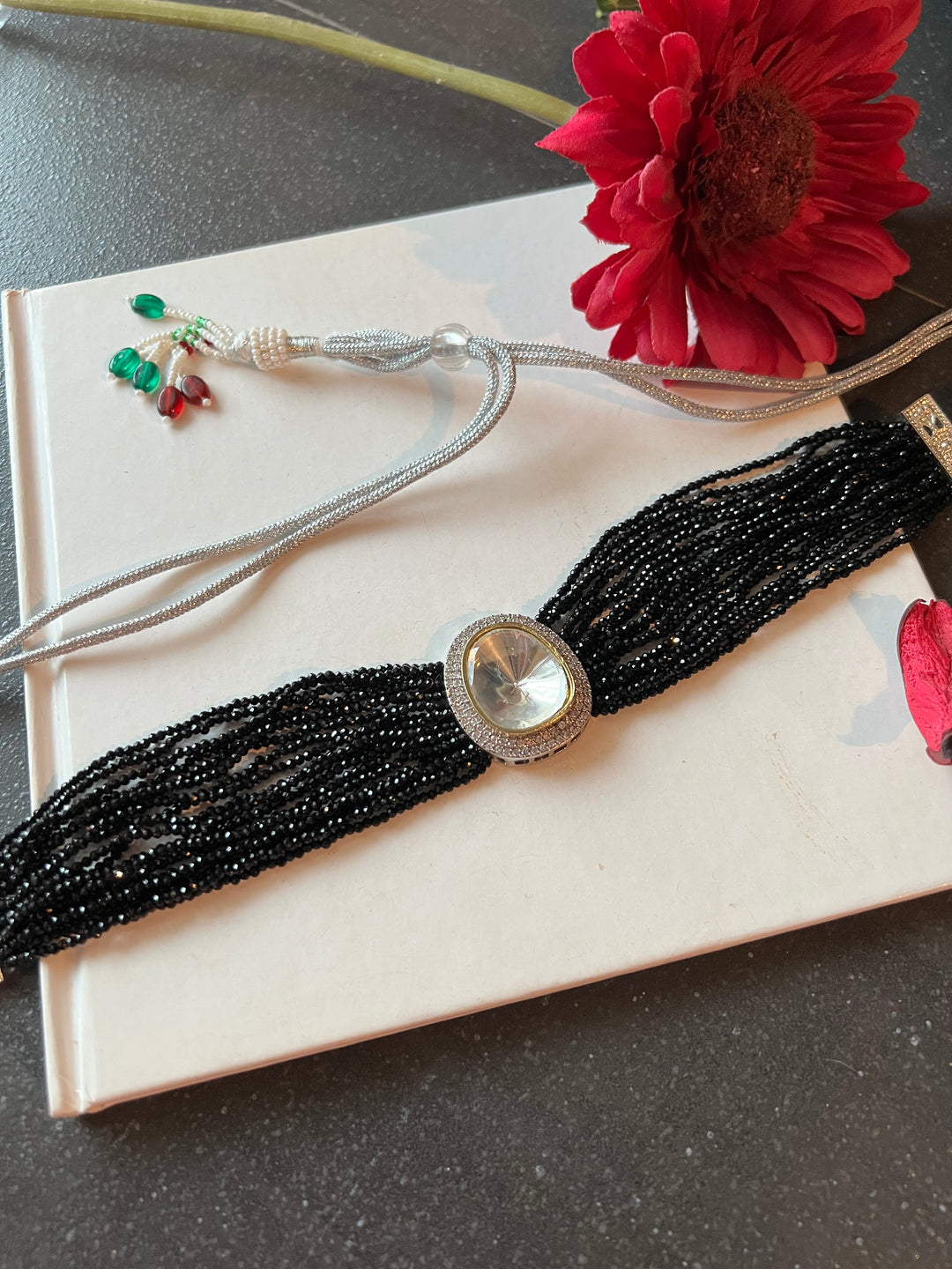 Minimalist Victorian Kundan Choker with Studs