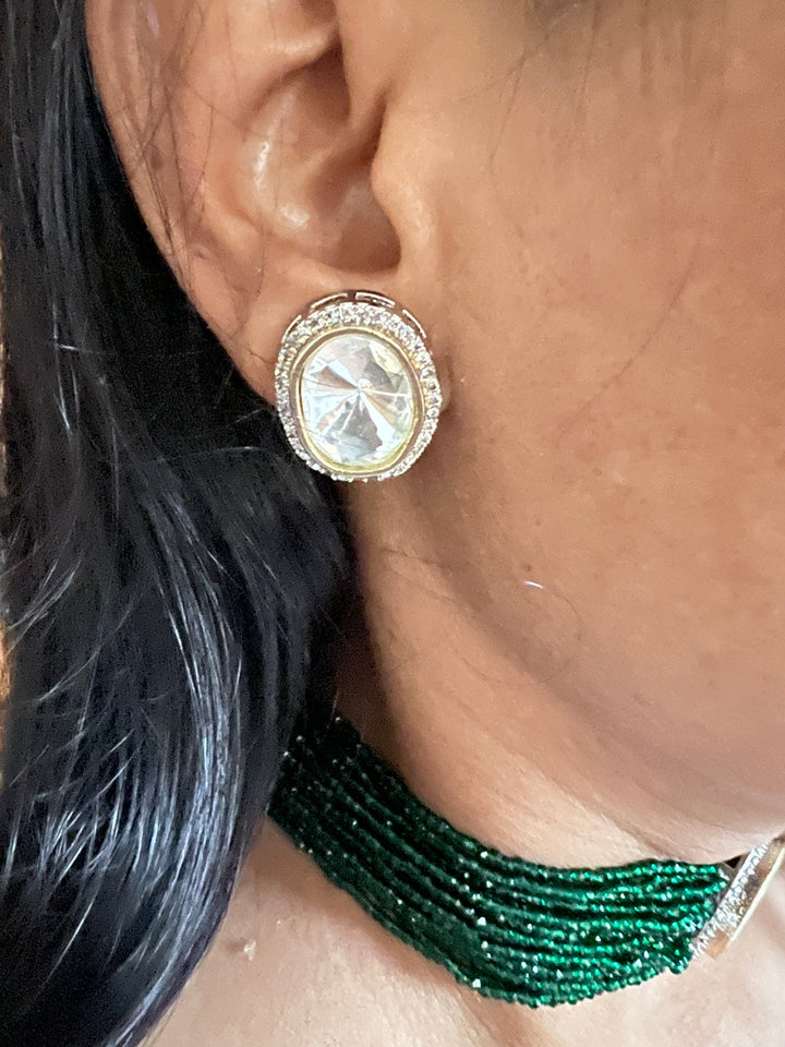 Minimalist Victorian Kundan Choker with Studs