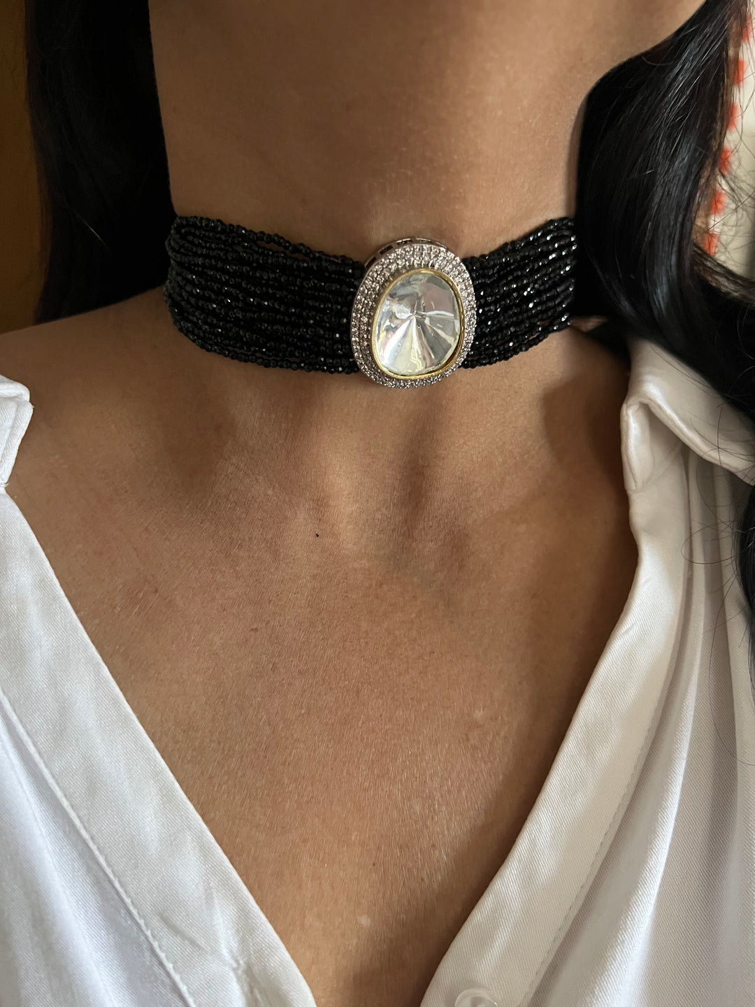 Minimalist Victorian Kundan Choker with Studs