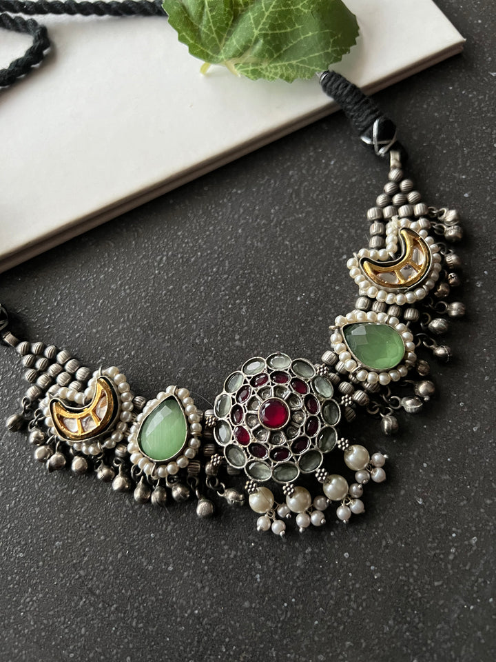 Vintage Artistic Choker with Earrings