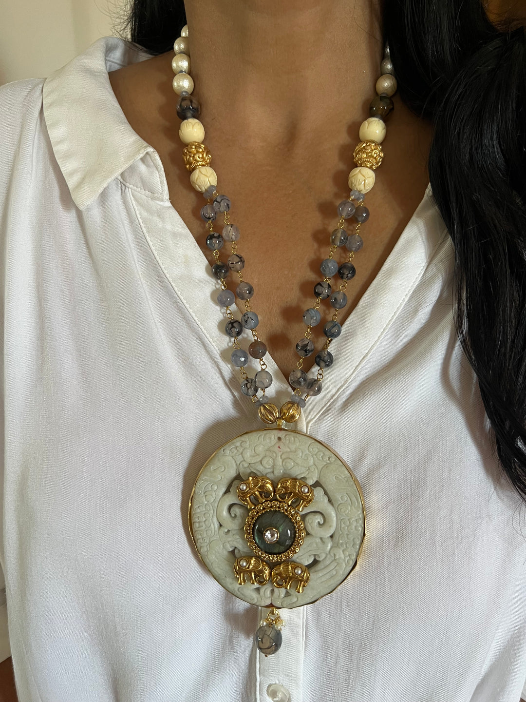 Exquisite Pendant Necklace Set - A Masterpiece of Elegance