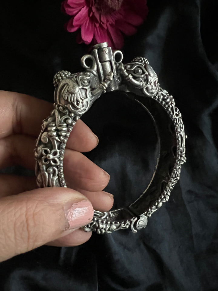 Elegant Brass Elephant Kada - Premium Quality Silver Replica