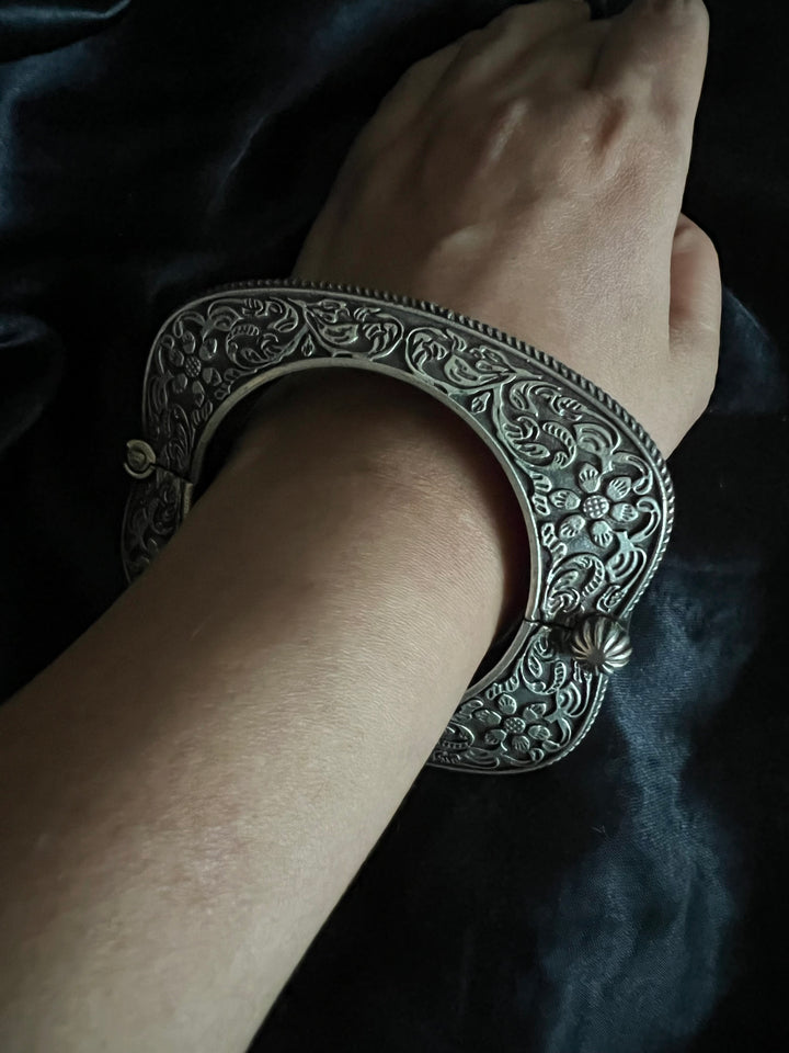 Elegant Brass Kada - Premium Quality Silver Replica