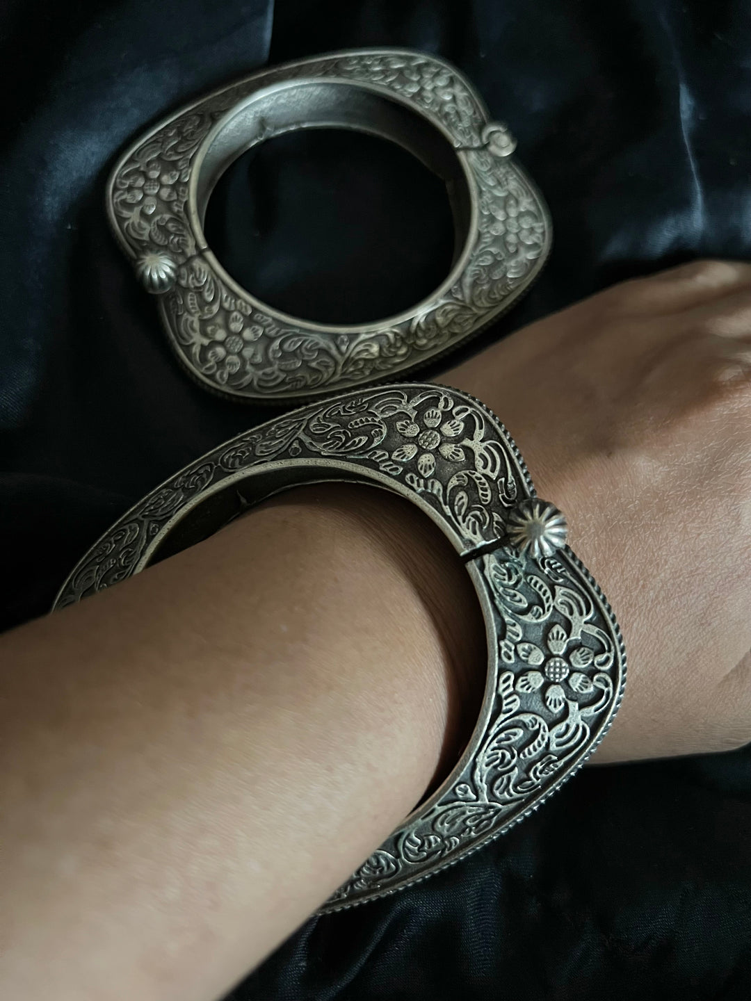 Elegant Brass Kada - Premium Quality Silver Replica