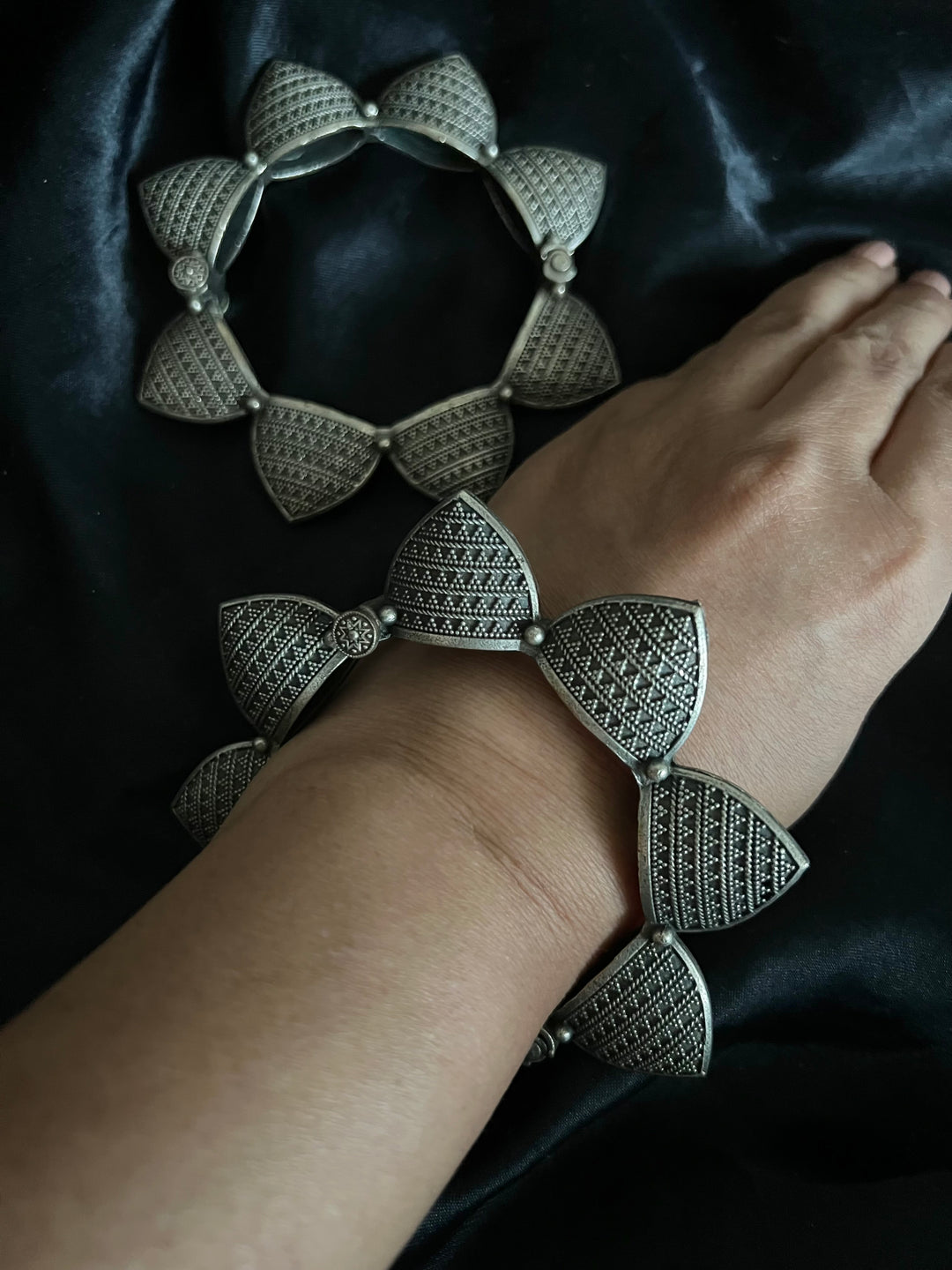 Flower Brass Kada - Premium Quality Silver Replica