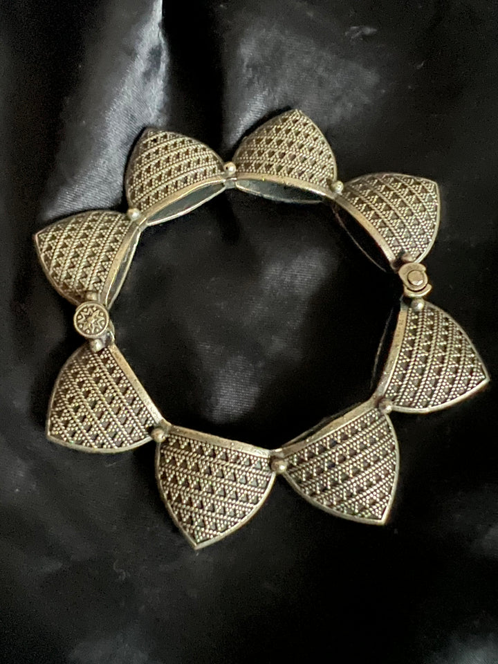 Flower Brass Kada - Premium Quality Silver Replica