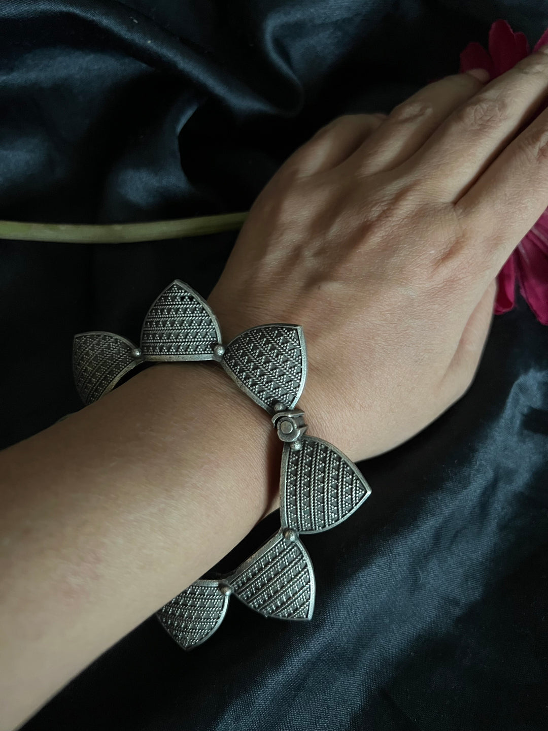 Flower Brass Kada - Premium Quality Silver Replica