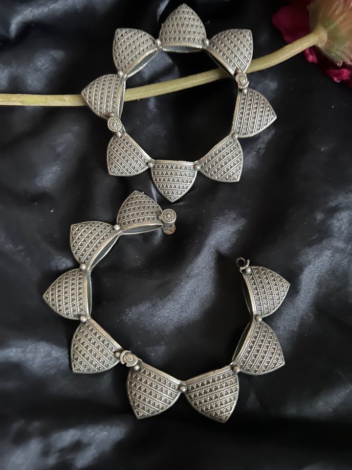 Flower Brass Kada - Premium Quality Silver Replica