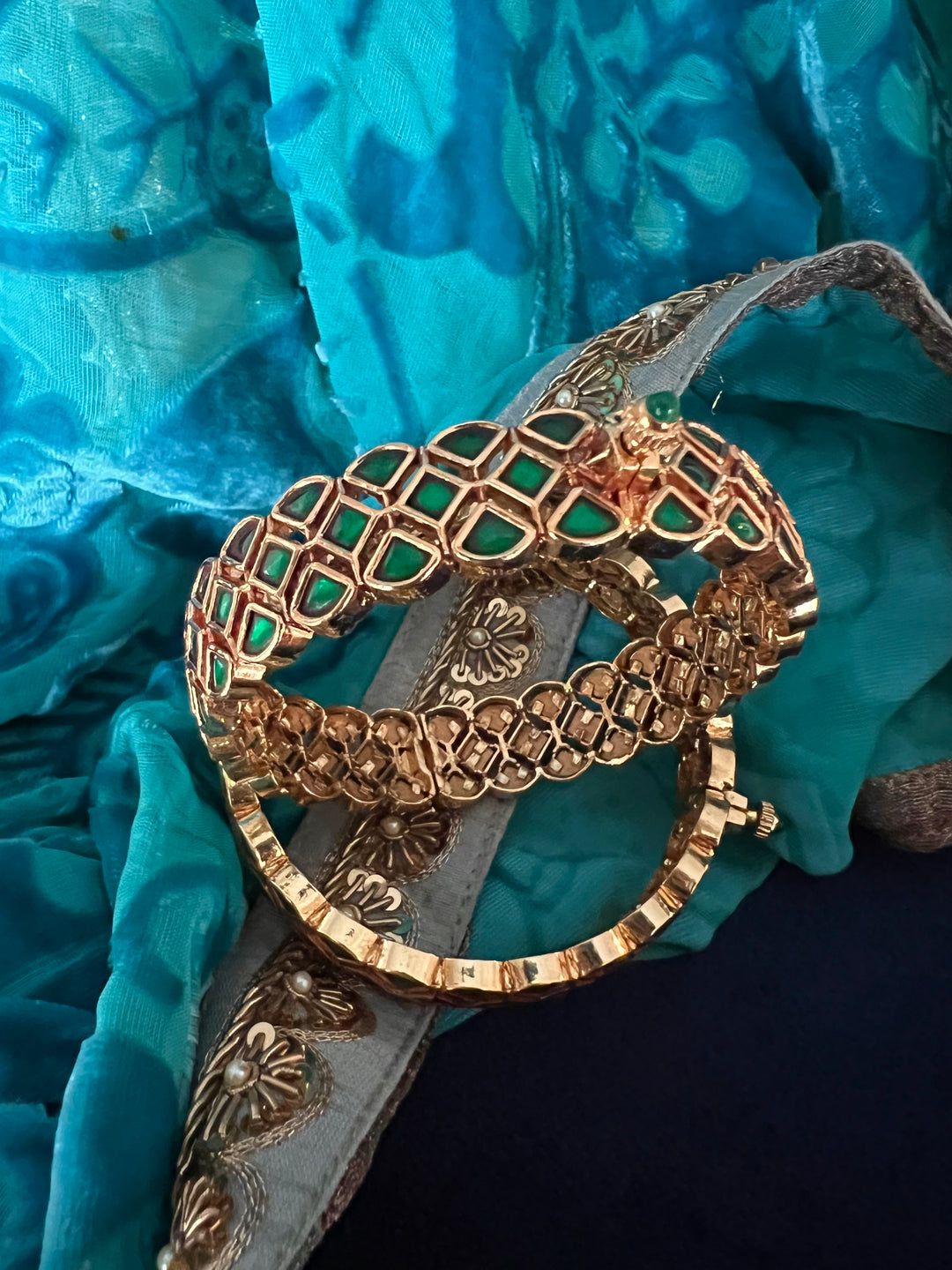 Classic Kundan Bangles - Set of 2