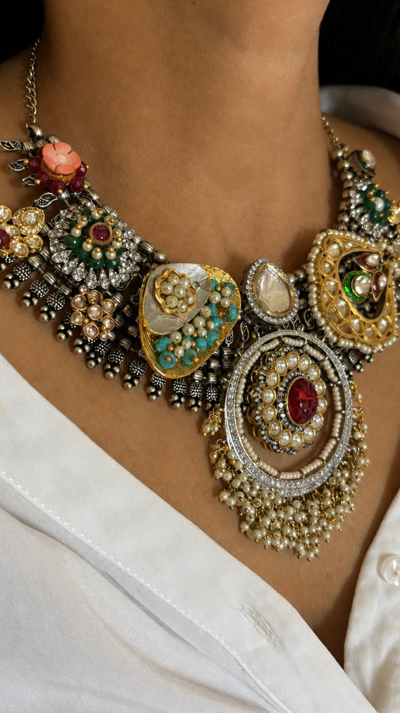 Designer Dual Tone Brooch Collar Necklace Set with Kundan Earrings