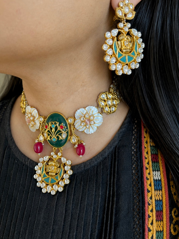 Noor-e-Gul Kundan Meenakari Choker Necklace Set, Carved Shell Flower & Pearl Strand Chanderbaali Set