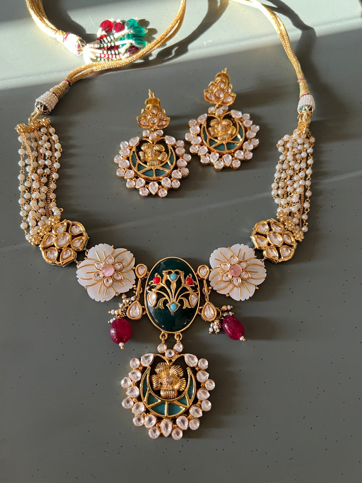 Noor-e-Gul Kundan Meenakari Choker Necklace Set, Carved Shell Flower & Pearl Strand Chanderbaali Set