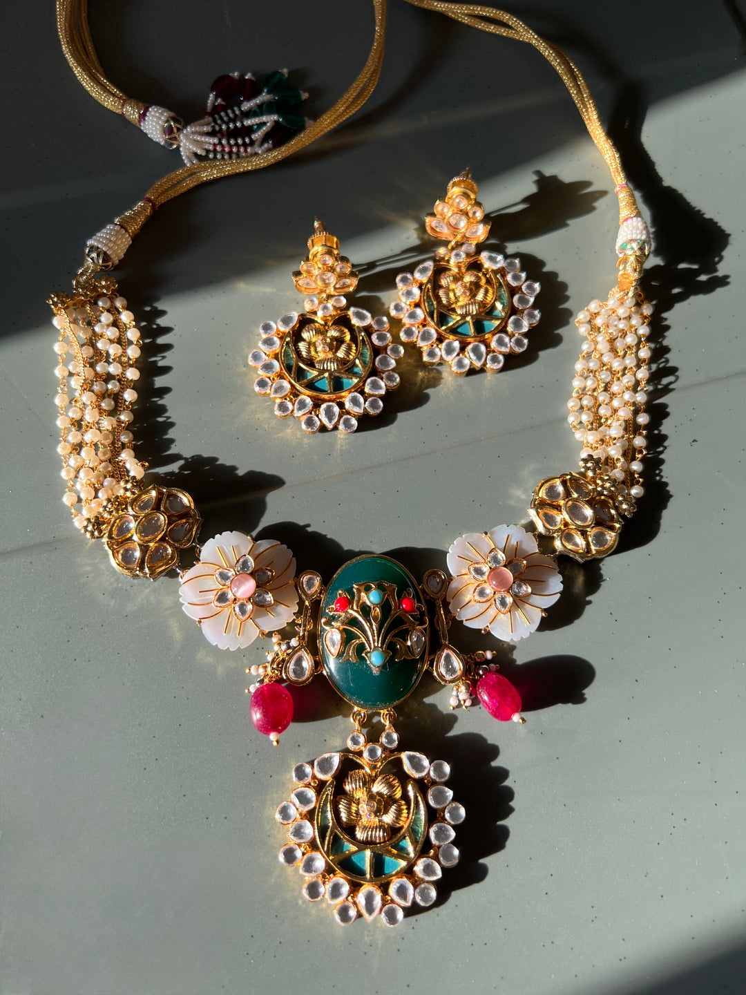 Noor-e-Gul Kundan Meenakari Choker Necklace Set, Carved Shell Flower & Pearl Strand Chanderbaali Set