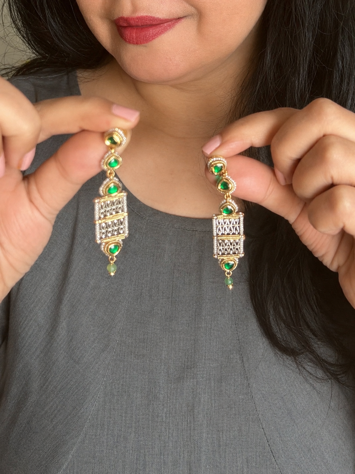 Emerald Kundan Choker Necklace Set, Delicate Green Drop Choker Set
