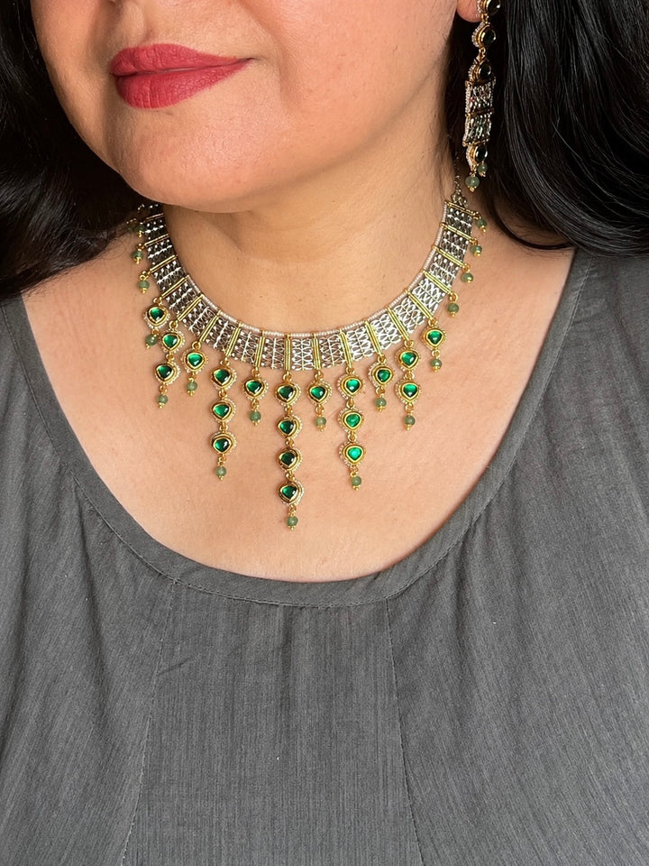 Emerald Kundan Choker Necklace Set, Delicate Green Drop Choker Set